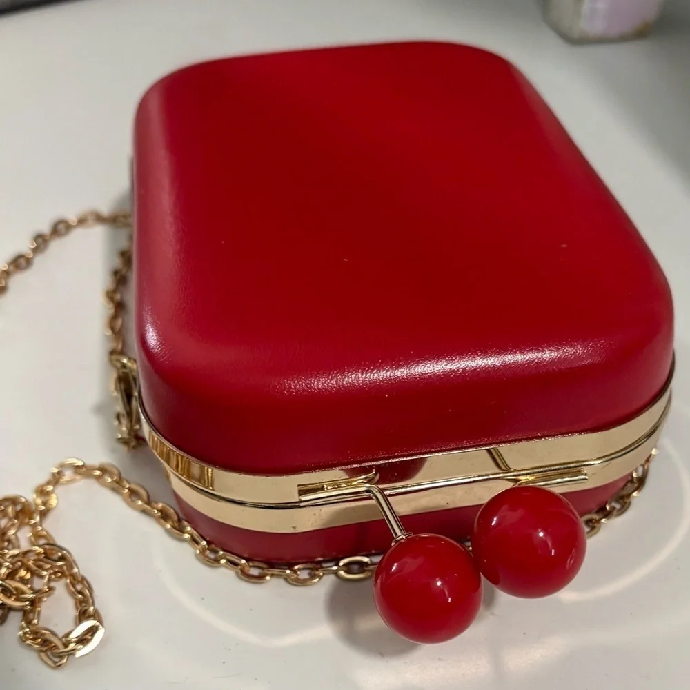 COPY - Vintage Elizabethth Arden New York red box purse with chain and ball cla…